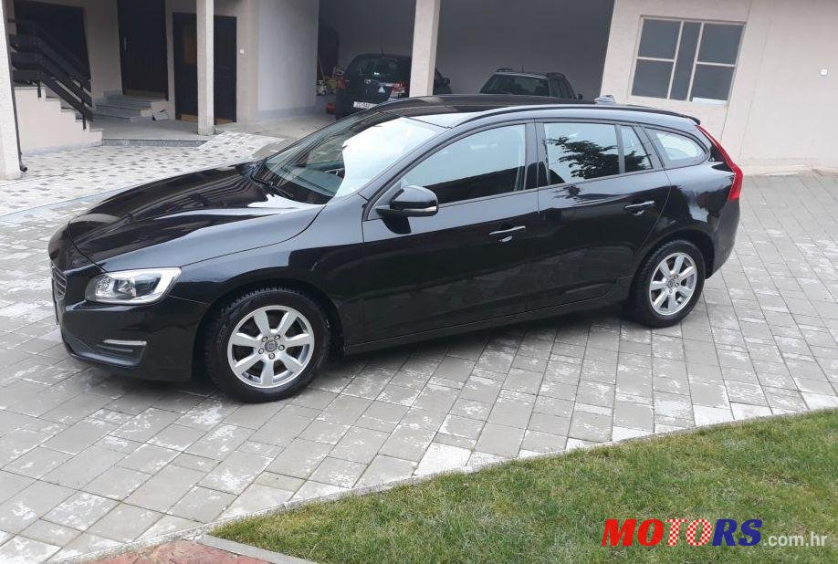 2013' Volvo V60 D4 photo #1