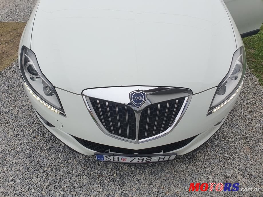 2010' Lancia Delta 1.4 photo #2