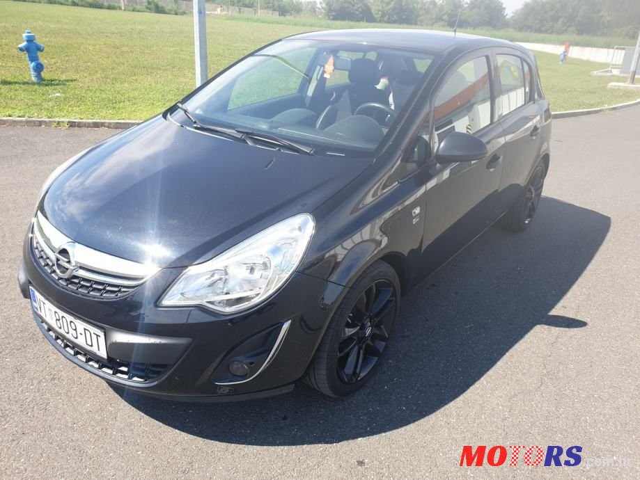 2013' Opel Corsa 1,3 Cdti photo #1