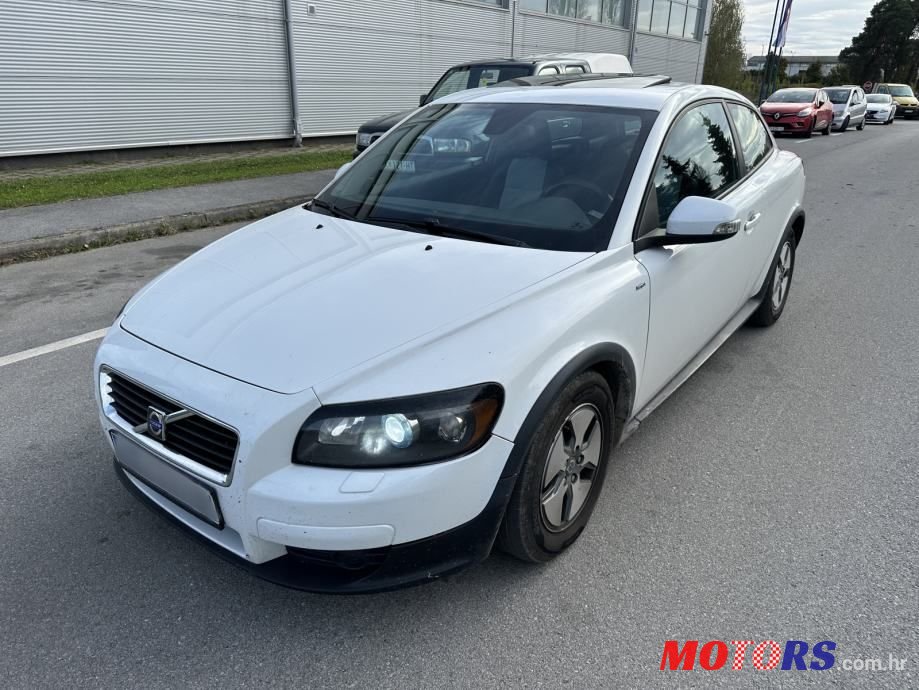 2009' Volvo C30 1,6 D photo #1