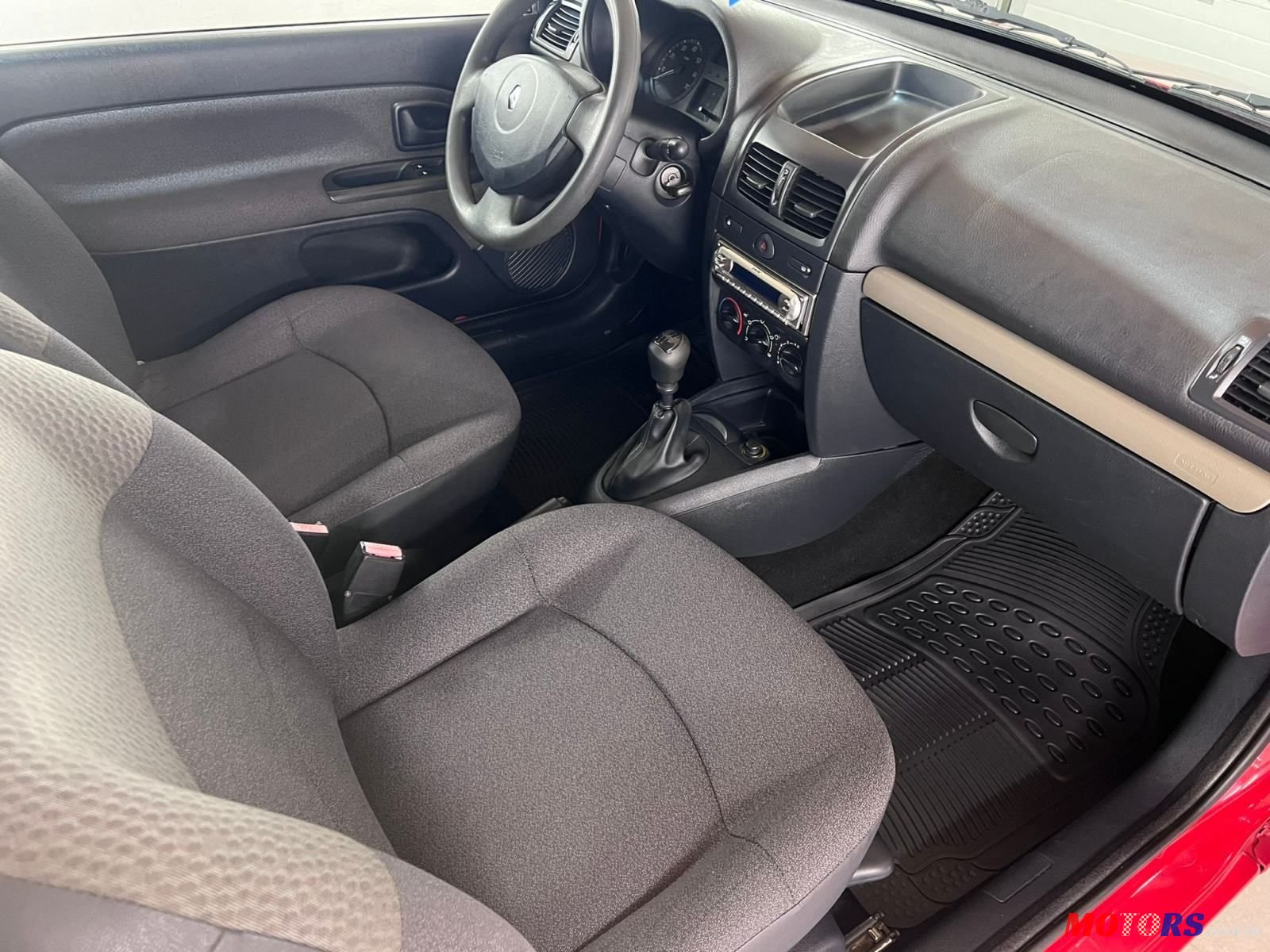 2004' Renault Clio 1,2 16V photo #6