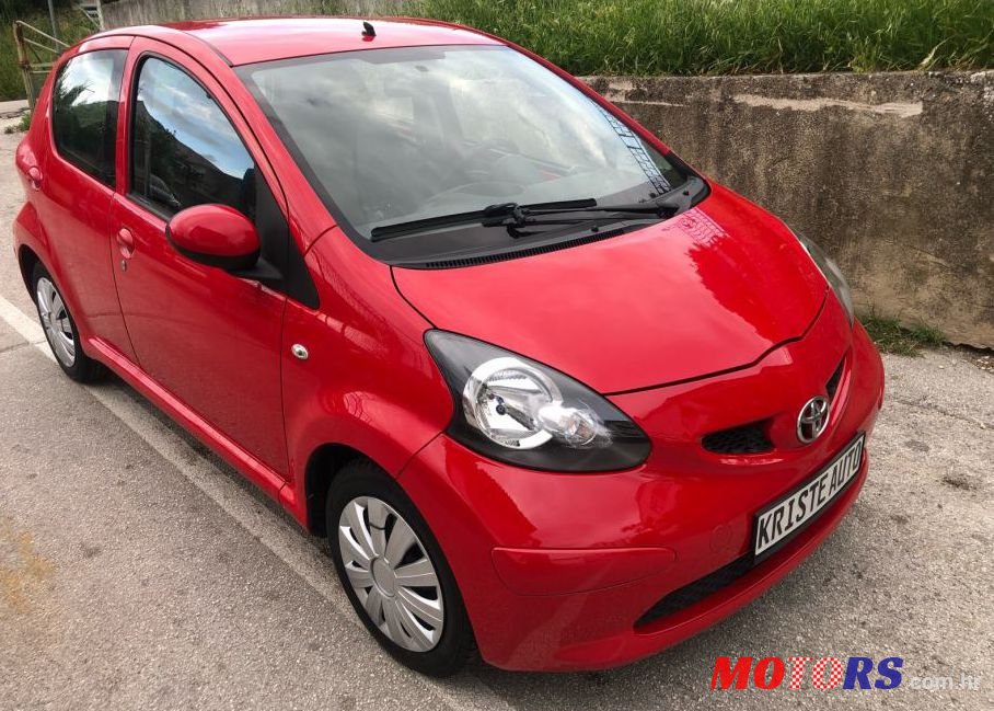 2006' Toyota Aygo 1,0 Vvt-I photo #1