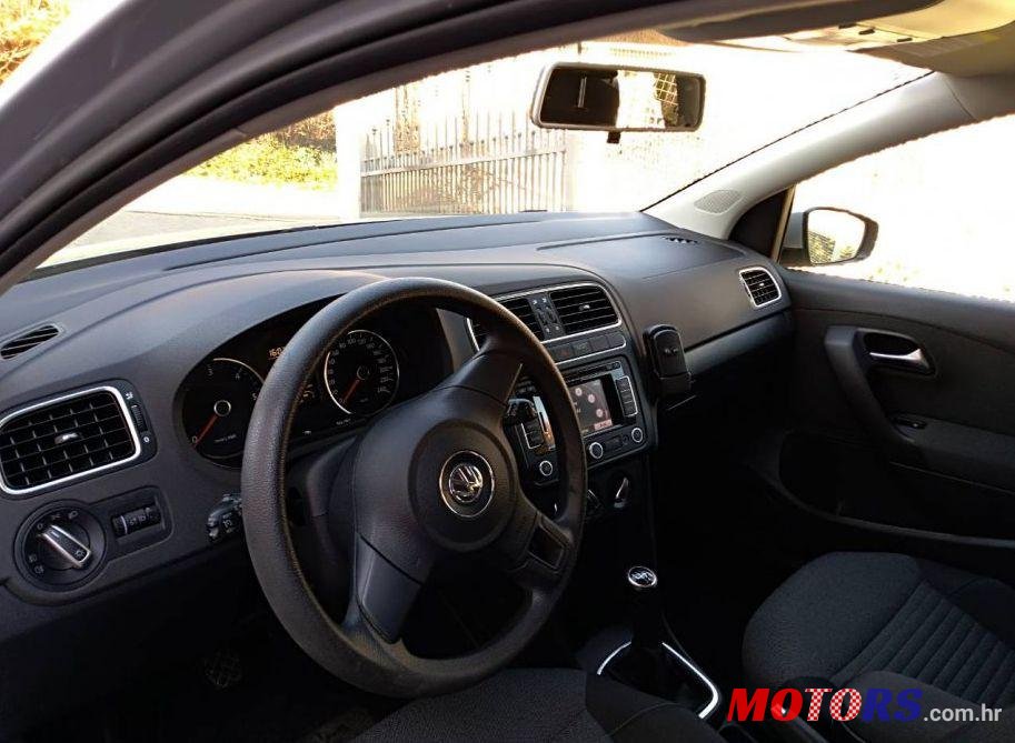 2009' Volkswagen Polo 1,6 Tdi photo #2