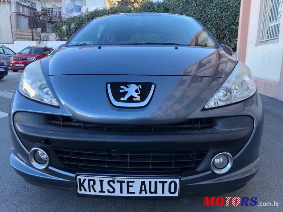 2007' Peugeot 207 1,4 16V Vti photo #1