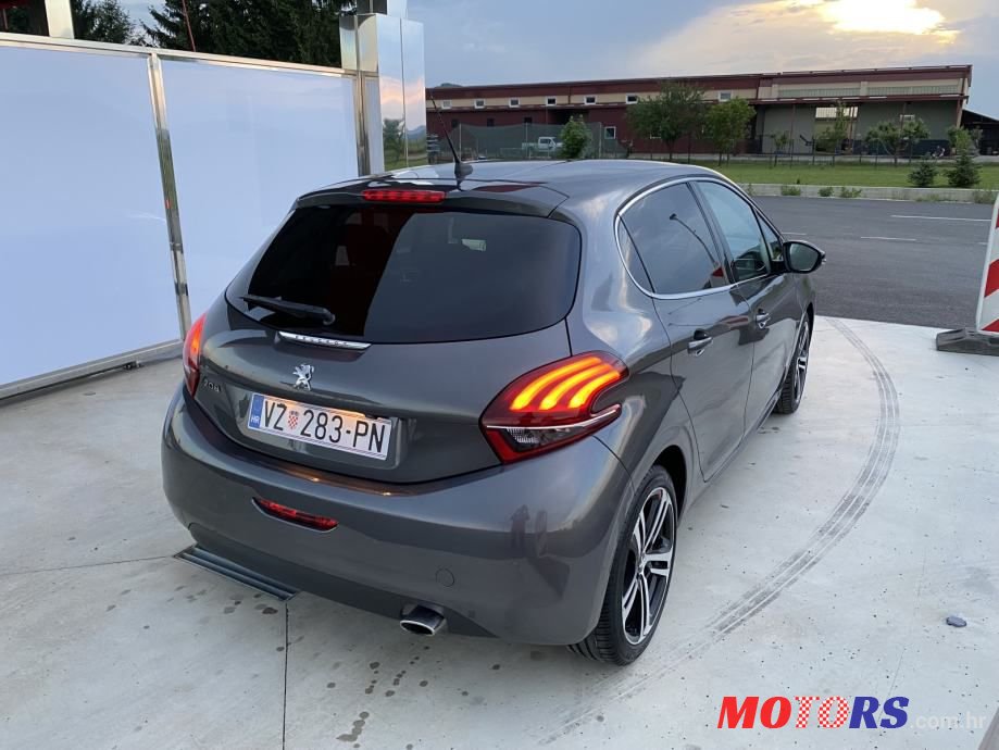 2019' Peugeot 208 photo #5