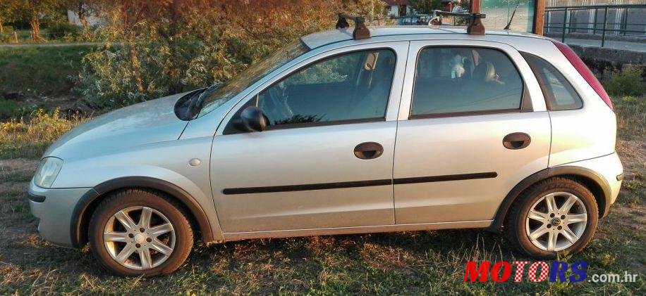2004' Opel Corsa 1,2 16V photo #2