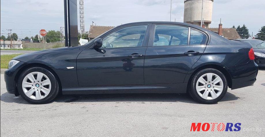 2009' BMW Serija 3 320D photo #1