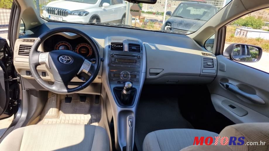 2007' Toyota Auris 1,6 Vvt-I photo #5