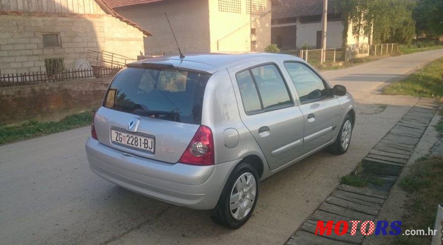 2006' Renault Clio 1,2 16V photo #2