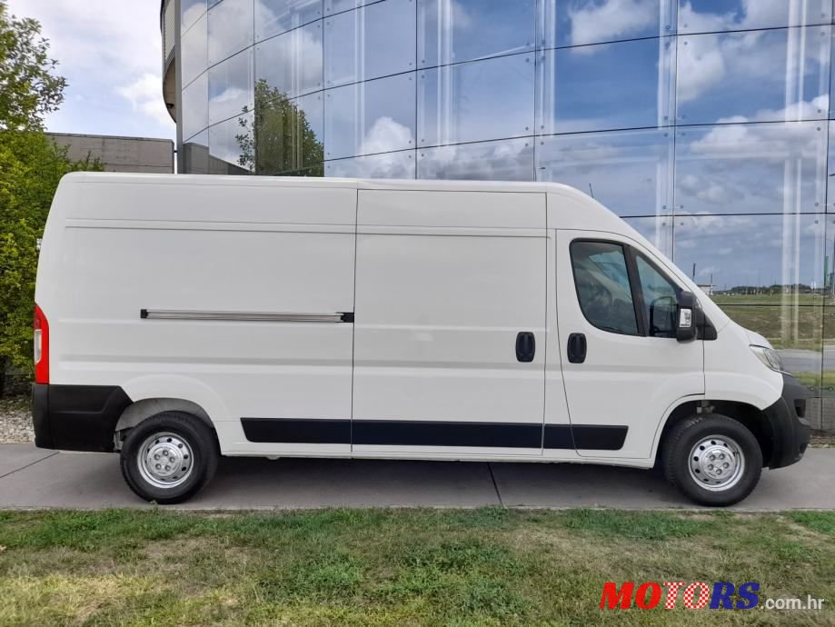 2020' Citroen Jumper Bluehdi photo #6