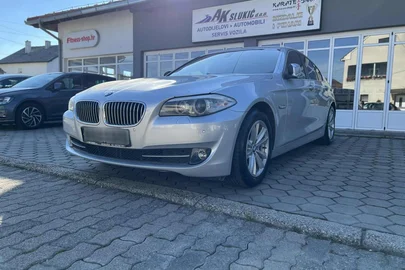 2013' BMW Serija 5 520D