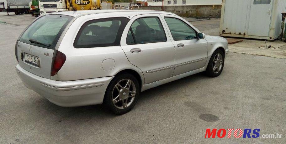 2003' Lancia Lybra Sw 2,4 Jtd Lx photo #1