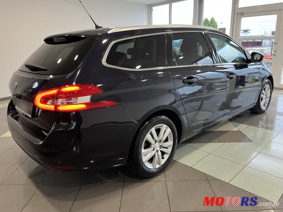 2015' Peugeot 308 Sw photo #4