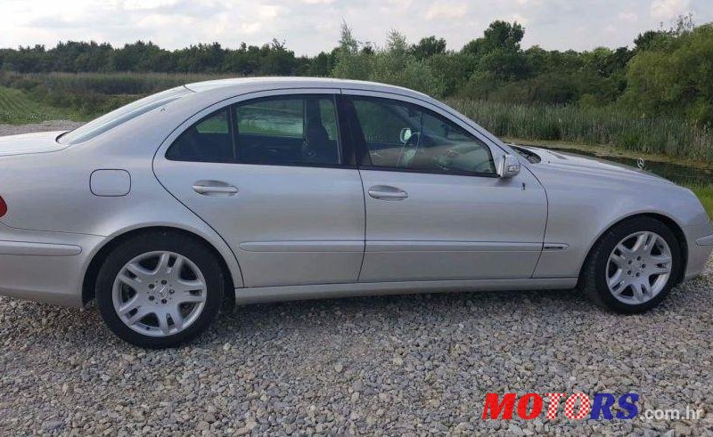 2003' Mercedes-Benz E-Klasa 220 Cdi photo #1