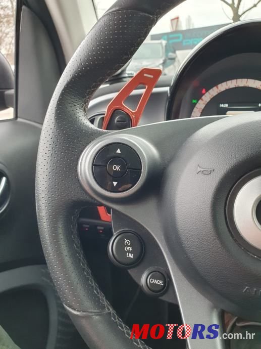2015' Smart Fortwo photo #4