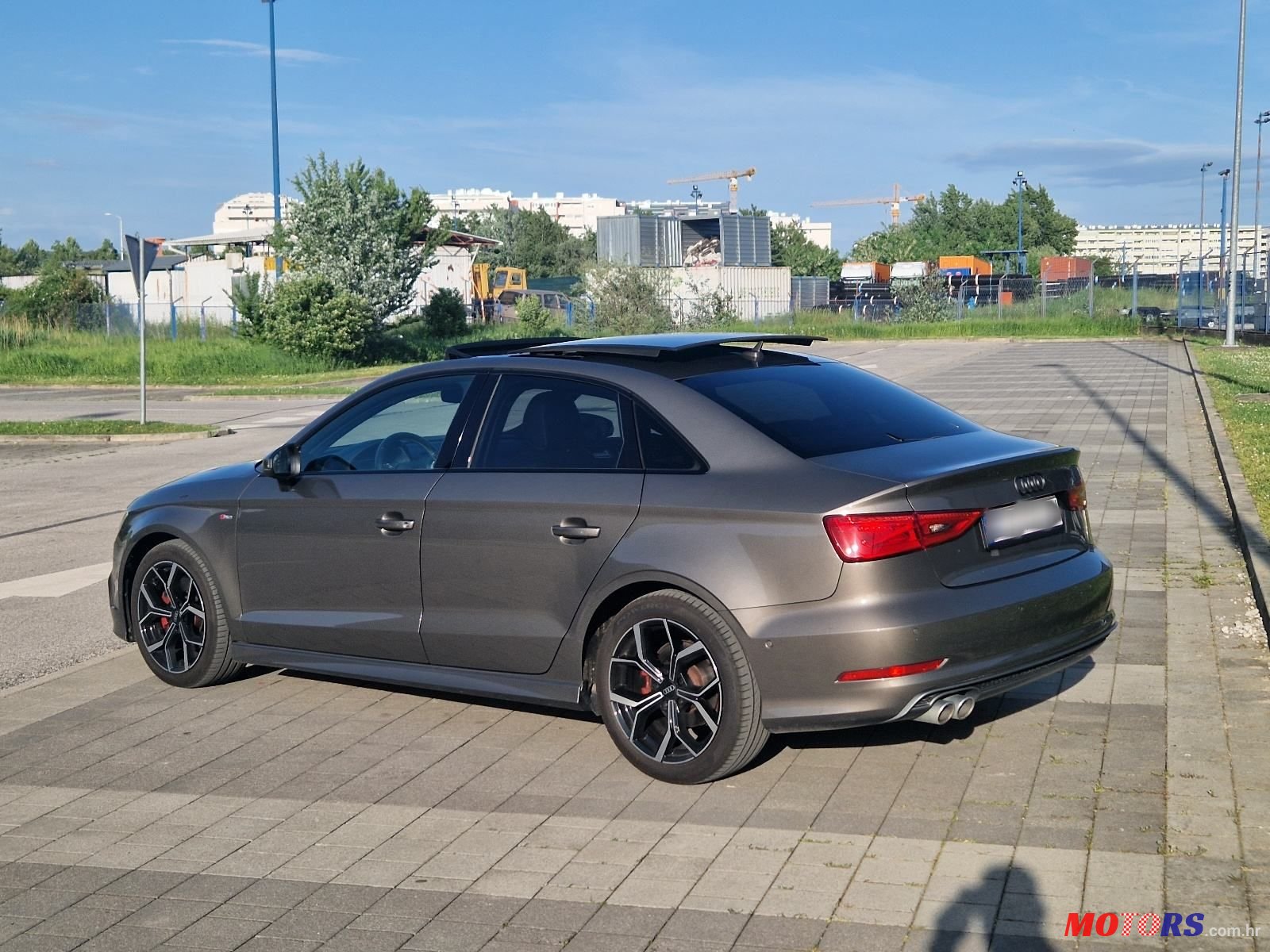 2015' Audi A3 S-Tronic photo #4