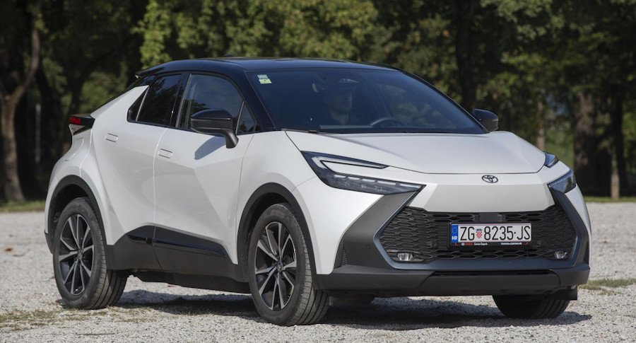 Na testu Toyota C-HR 2.0 PHEV e-CVT Club: Plug-in hibrid samo na struju prelazi 75 kilometara