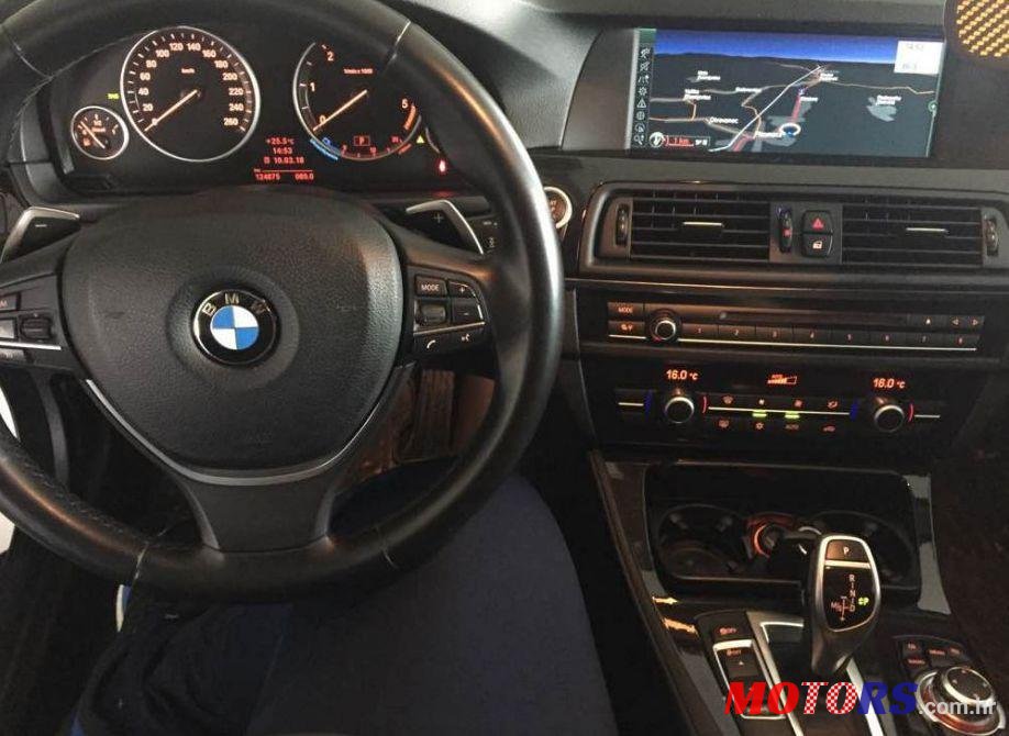 2011' BMW Serija 5 520D photo #1