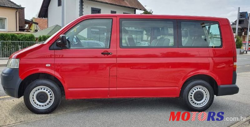 2008' Volkswagen Transporter photo #1