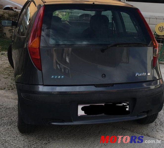 2002' Fiat Punto 1,2 photo #2