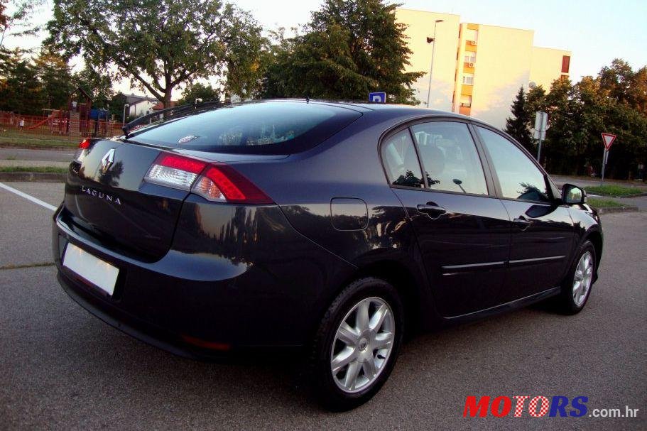2009' Renault Laguna 1,5 Dci photo #1