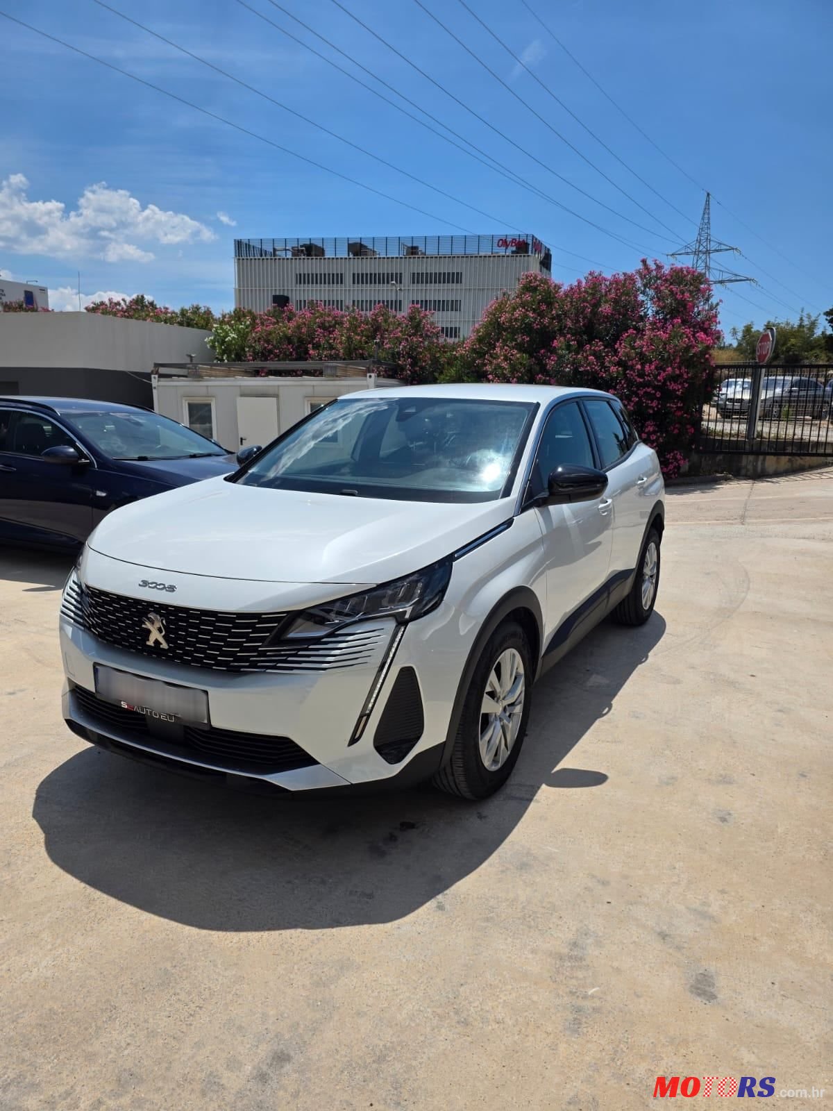 2022' Peugeot 3008 1,5 photo #2