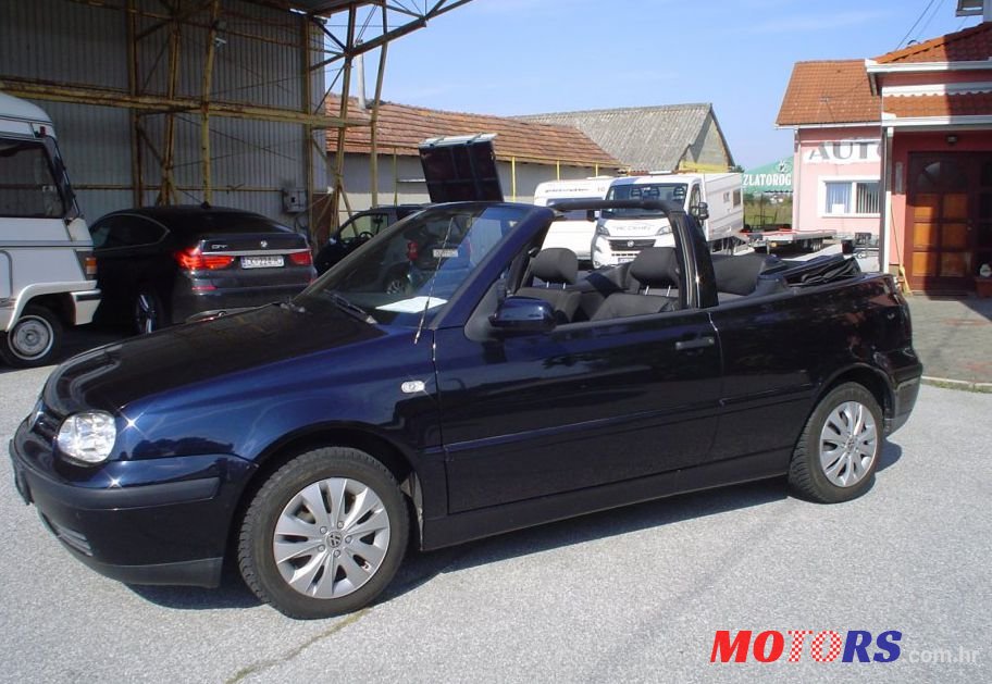2000' Volkswagen Golf Cabrio Tdi photo #1