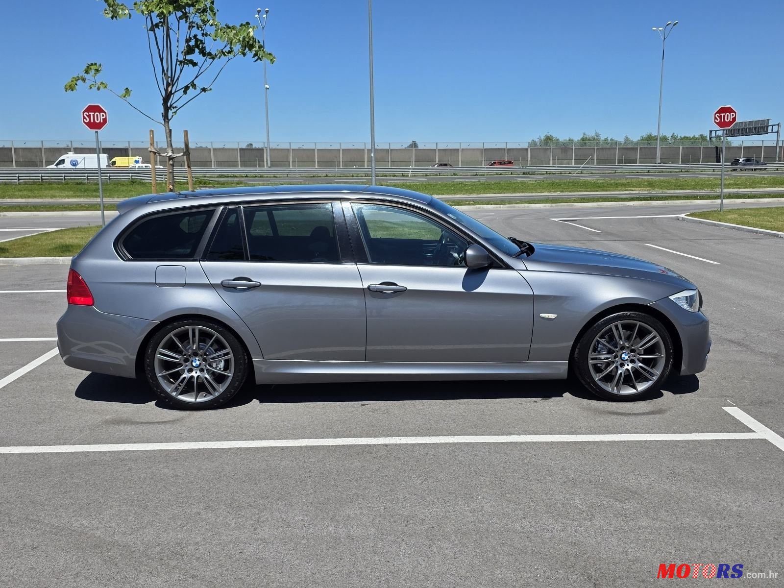 2010' BMW Serija 3 320D photo #5