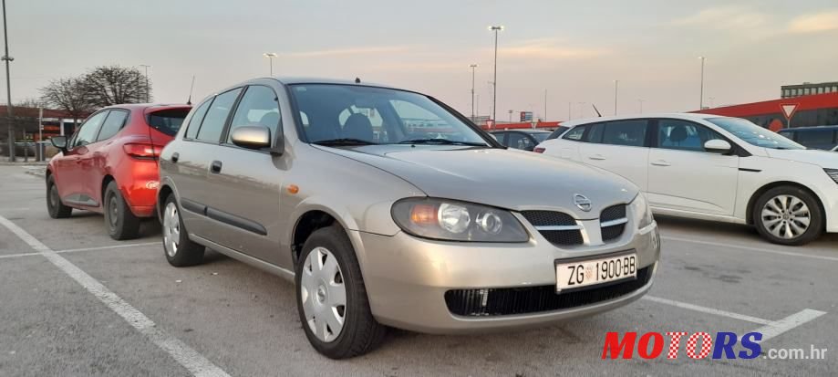 2004' Nissan Almera photo #6