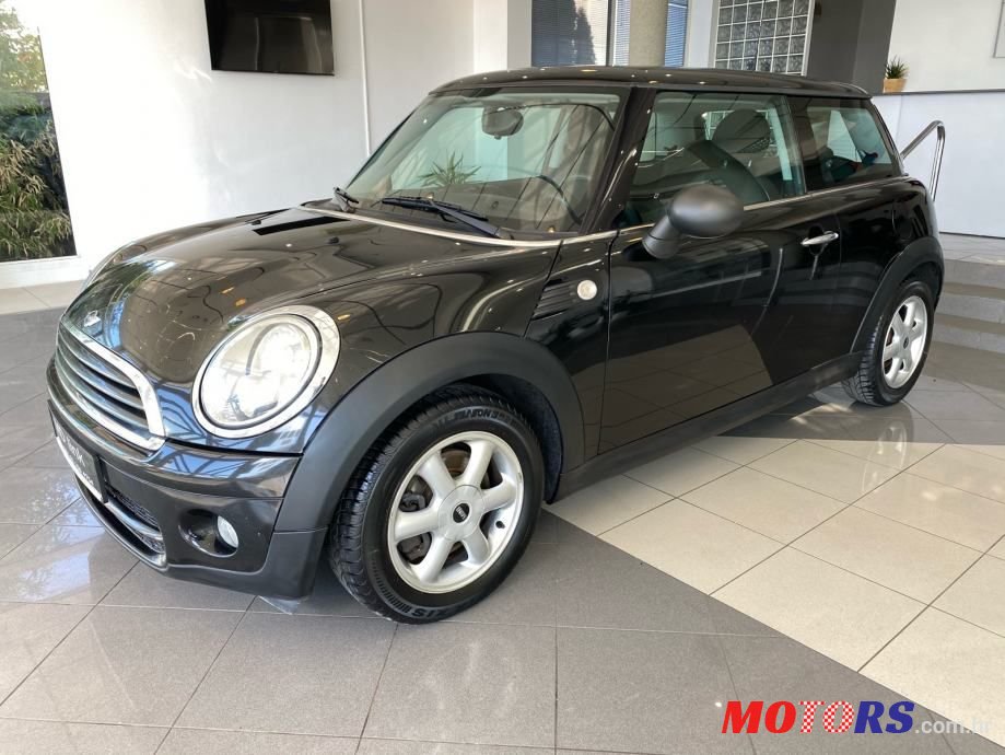 2009' MINI Cooper D photo #5