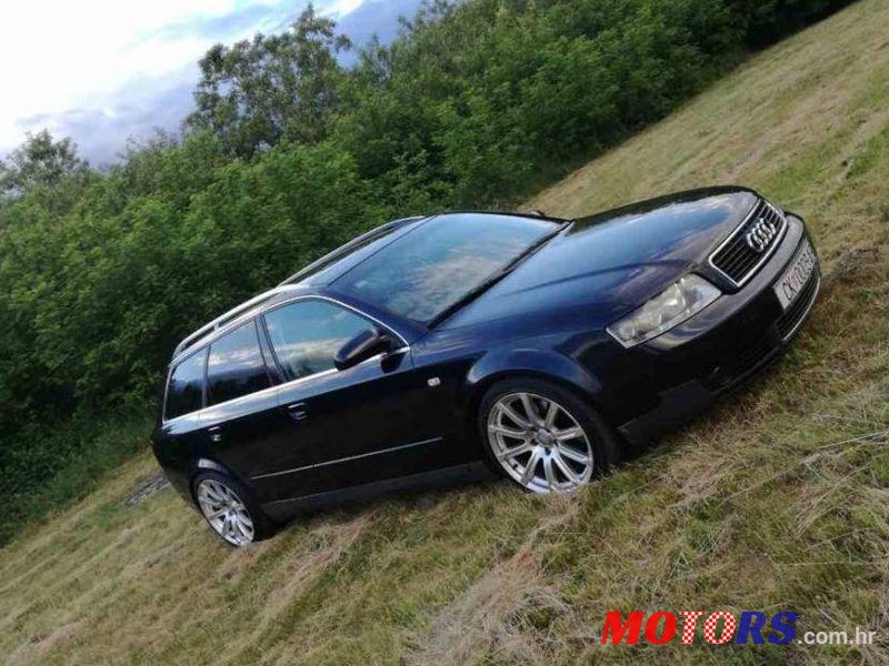 2003' Audi A4 Avant 2,5 V6 Tdi photo #2