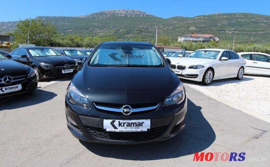 2015' Opel Astra 1,6 Cdti photo #2