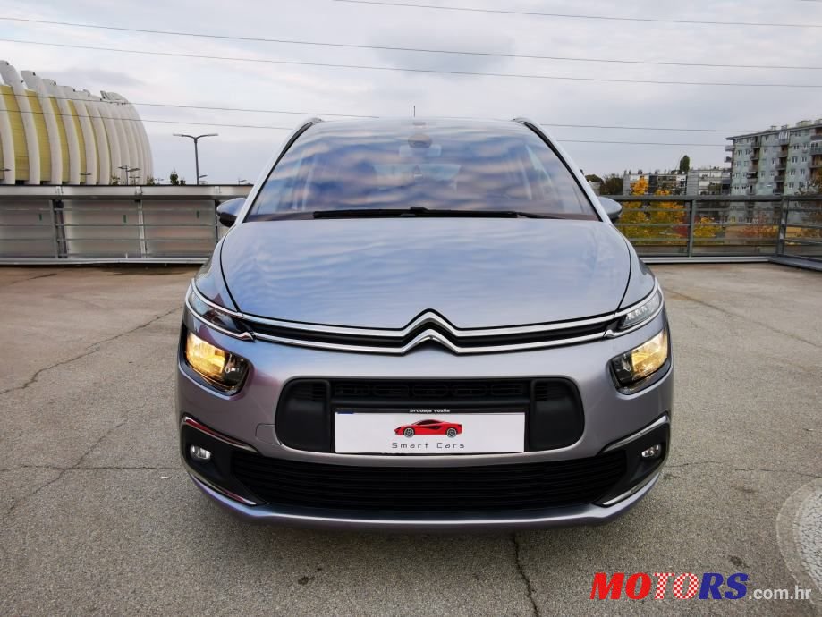 2016' Citroen C4 Grand Picasso photo #2