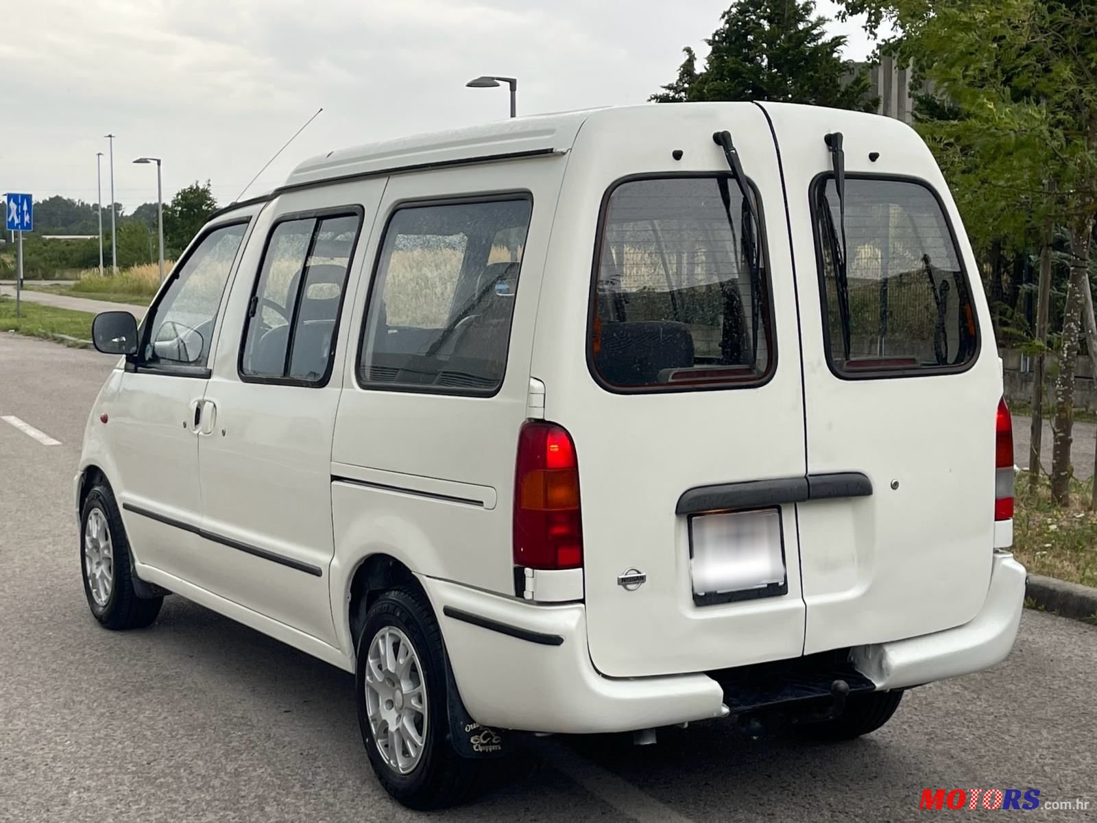 1997' Nissan Serena 2,3 D photo #3