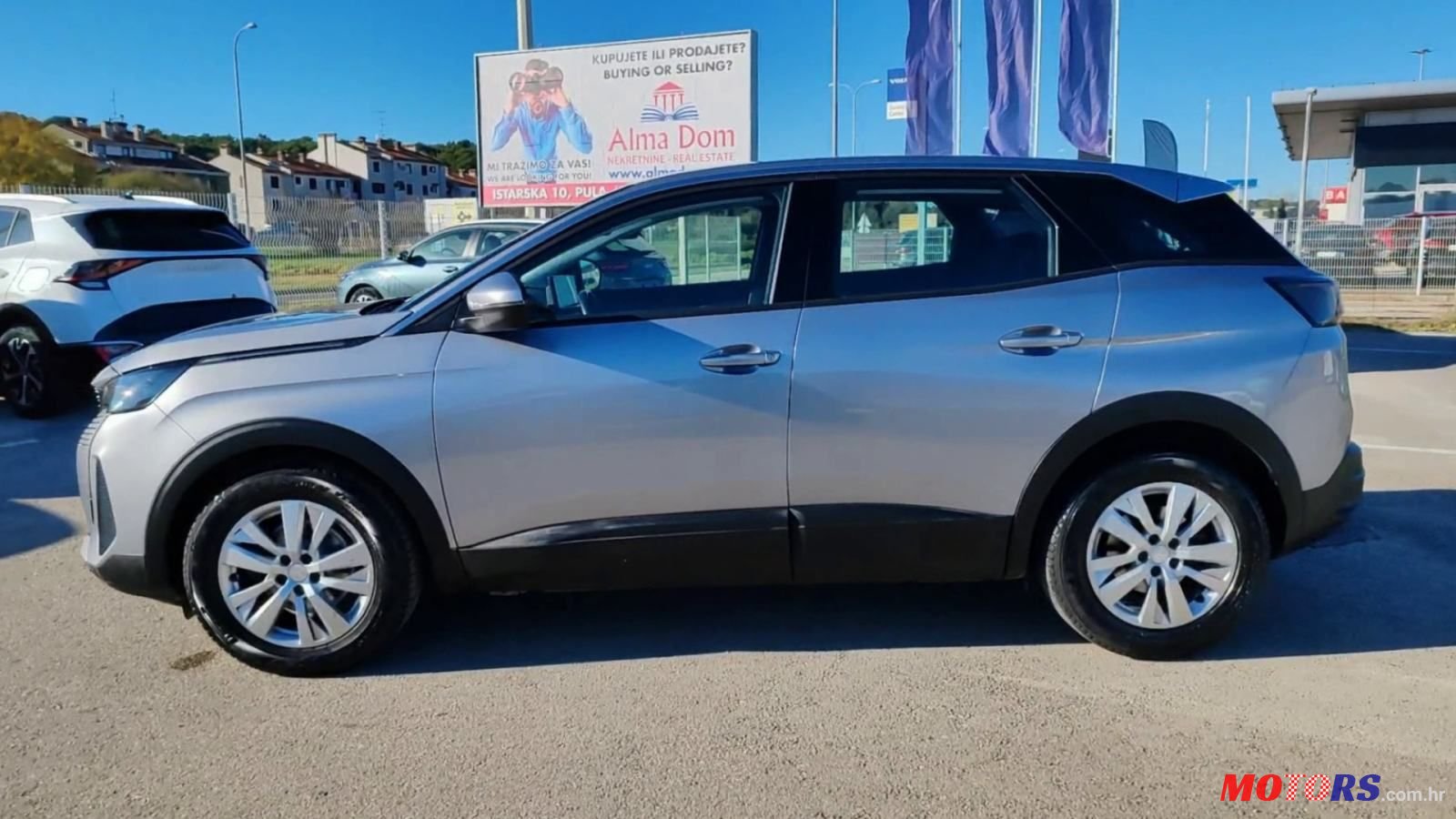 2020' Peugeot 3008 photo #4