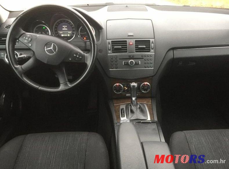2010' Mercedes-Benz C-Klasa 220 Cdi photo #1