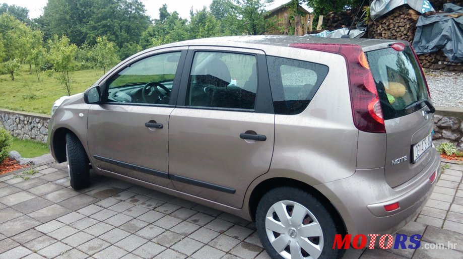 2010' Nissan Note photo #1