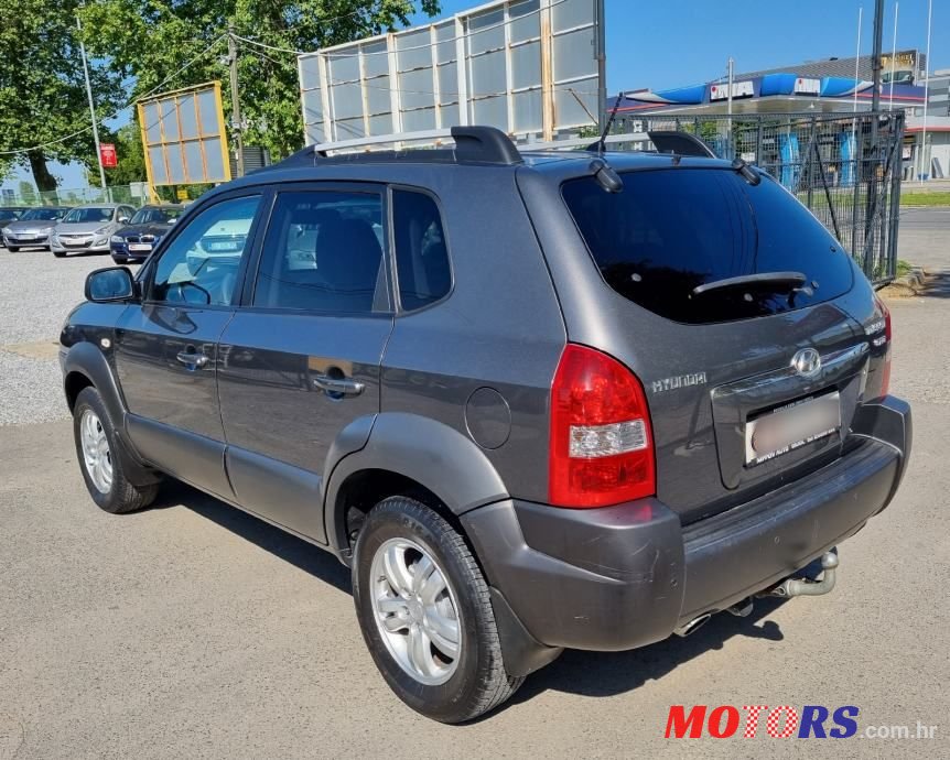 2008' Hyundai Tucson photo #4