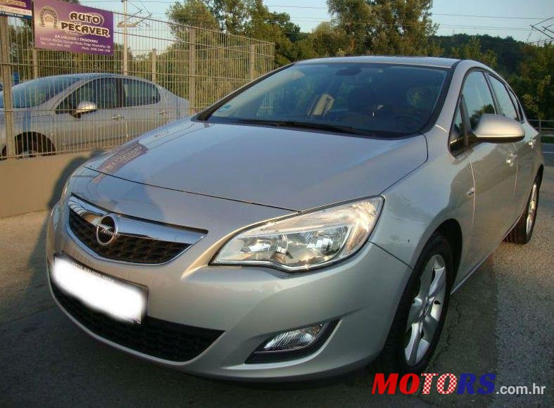 2009' Opel Astra 1,7 Cdti Sport photo #2