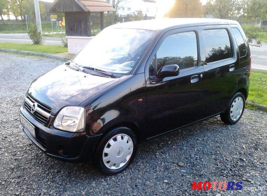 2004' Opel Agila 1,3 Cdti 16V photo #1
