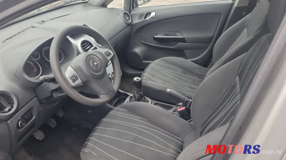 2010' Opel Corsa 1,3 Cdti photo #6