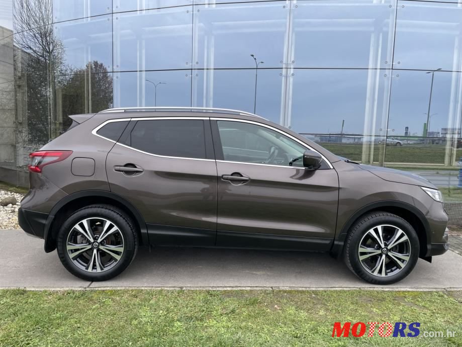 2019' Nissan Qashqai 1,3 photo #6
