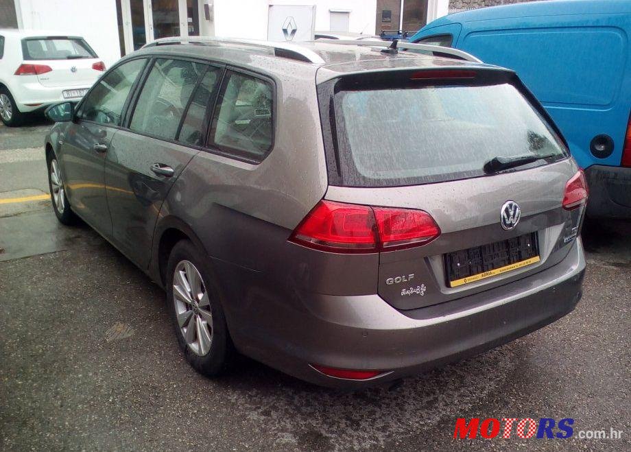 2014' Volkswagen Golf VII Variant photo #1