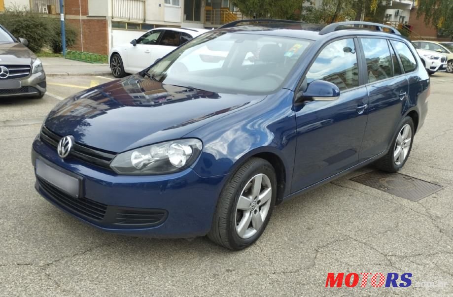 2013' Volkswagen Golf 6 Variant photo #2