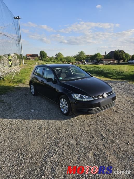 2018' Volkswagen Golf VII 1,6 Tdi Bmt photo #3
