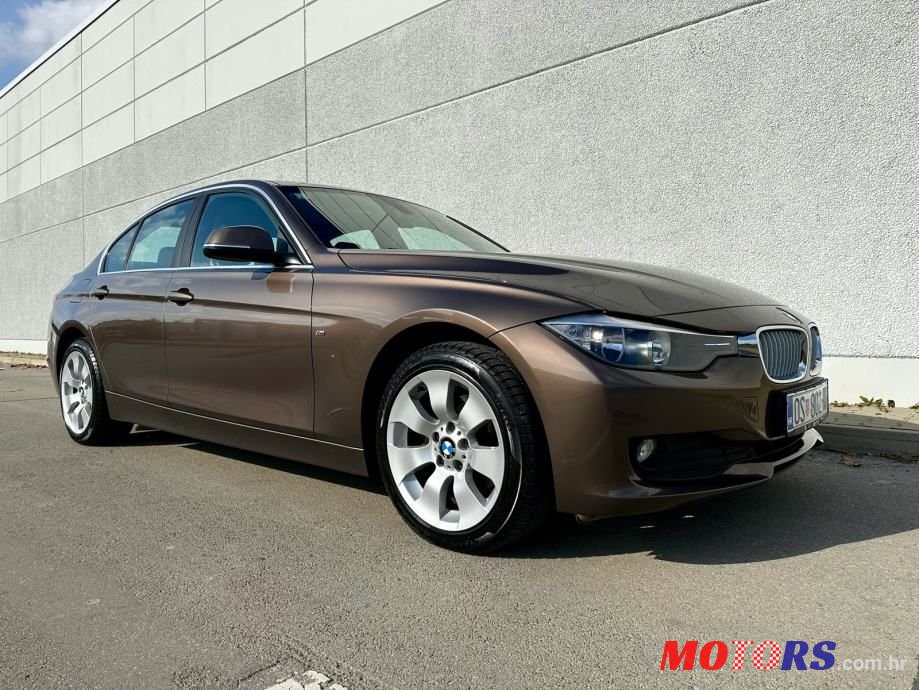 2013' BMW Serija 3 316I photo #4