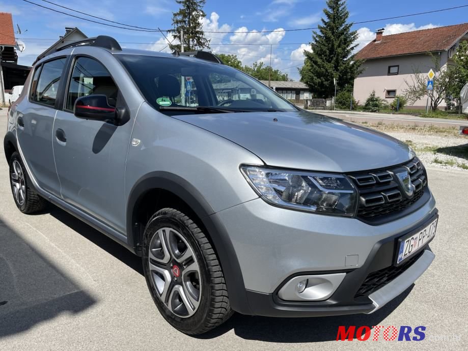 2020' Dacia Sandero photo #2