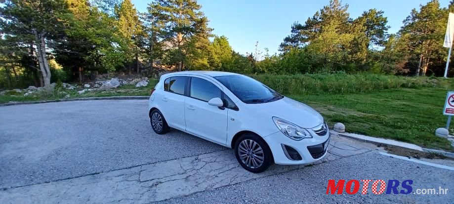 2014' Opel Corsa 1,3 Cdti photo #1