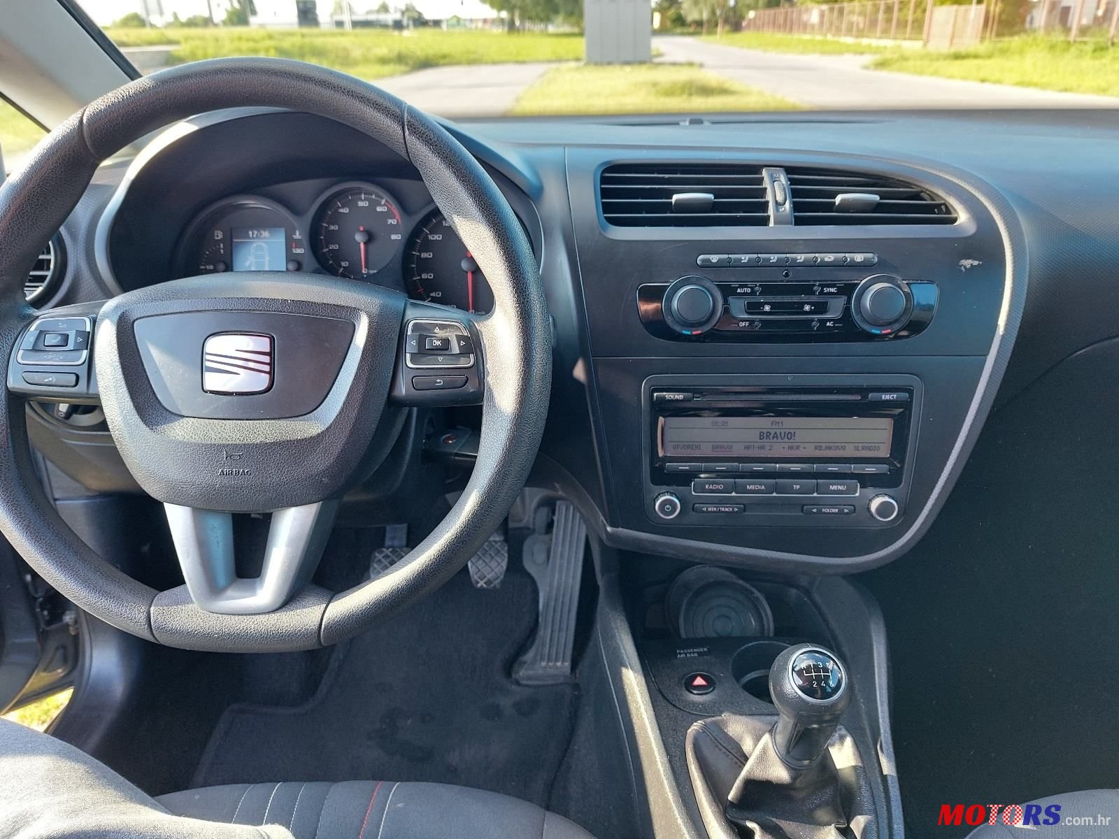 2012' SEAT Leon 1,2 Tsi photo #6