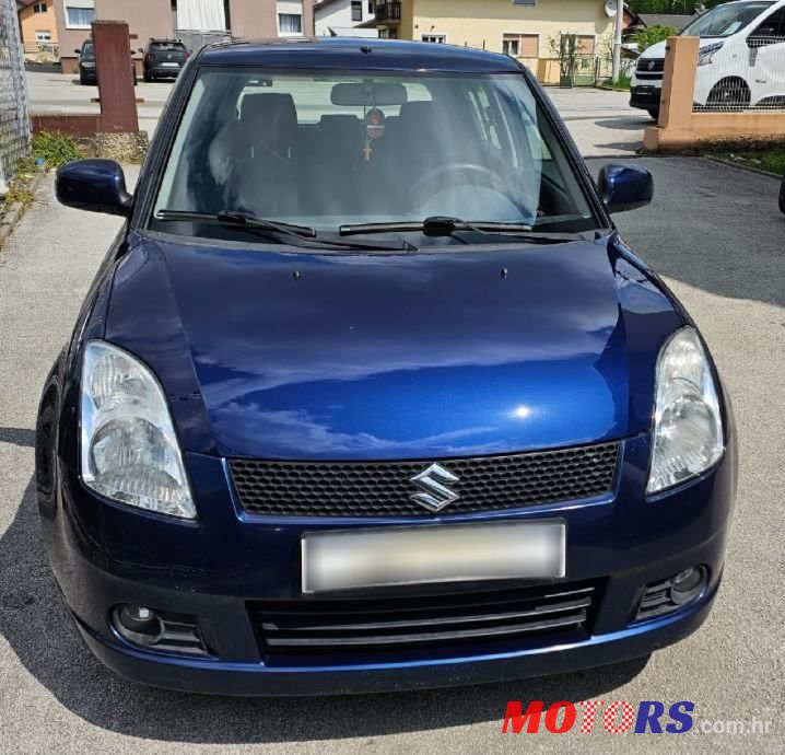 2005' Suzuki Swift 1.3 Ddis photo #6